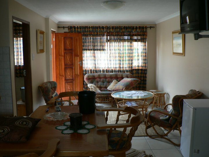 Shifting Whispering Sands Guesthouse