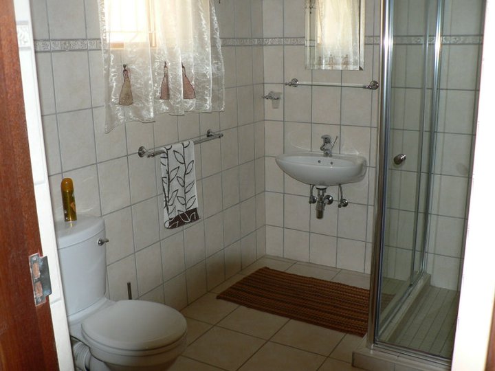 Shifting Whispering Sands Guesthouse