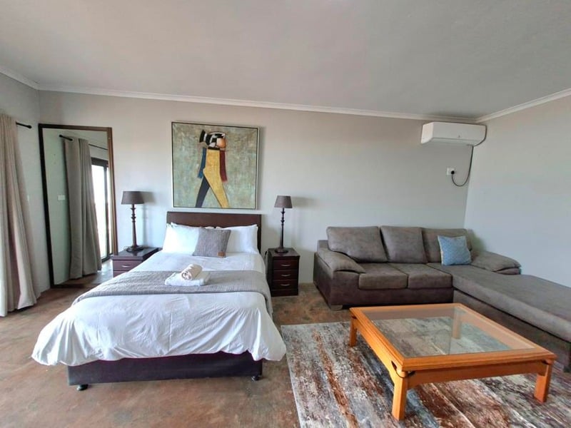 Waveside Guesthouse