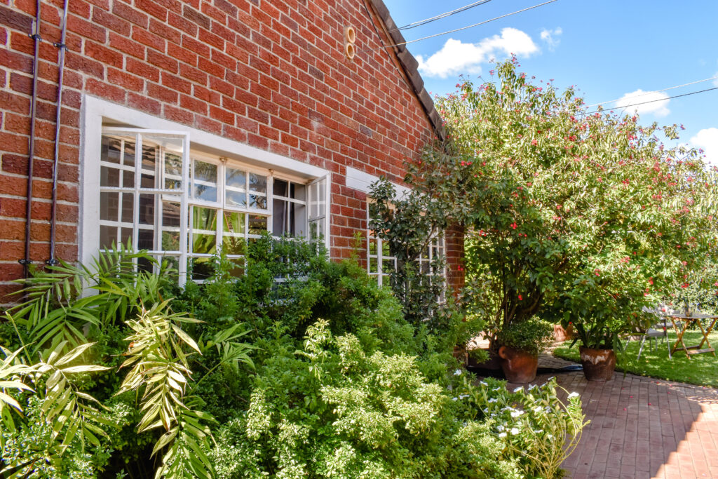 Sunbird Guest House