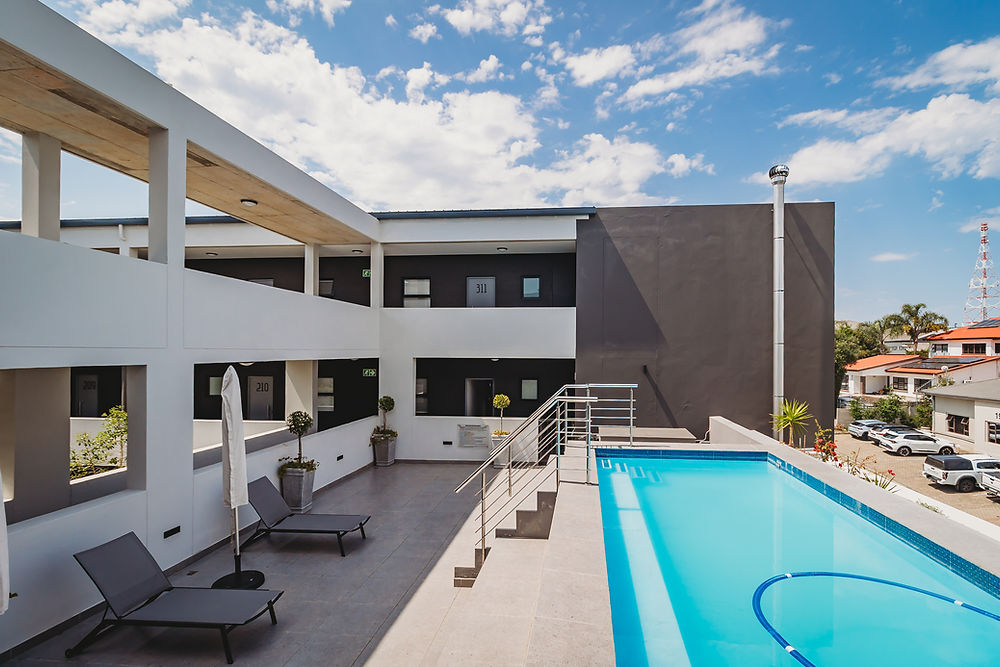 Stay at the Meadows in George 5