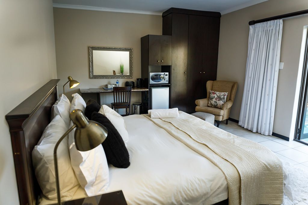 Eden Road Guest Suites