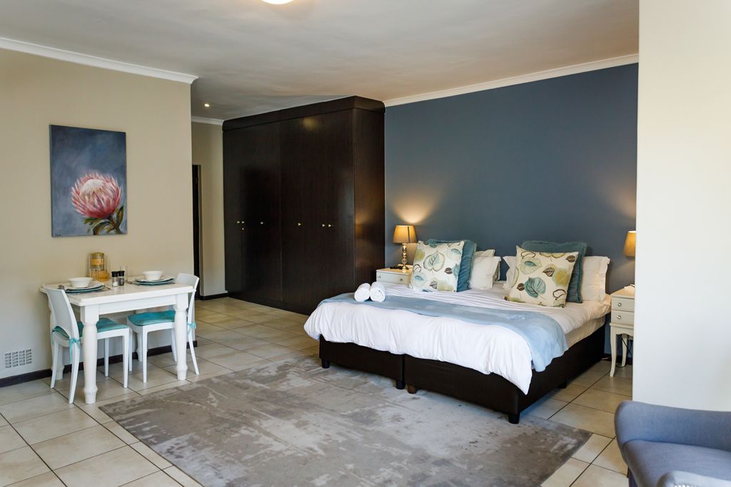 Eden Road Guest Suites