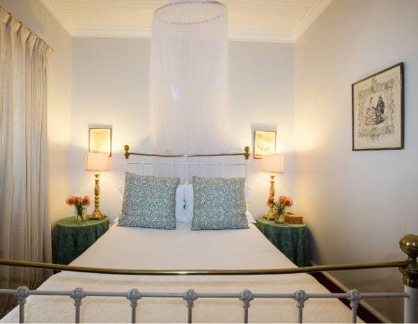 Loddey's Guest House in Somerset West 5