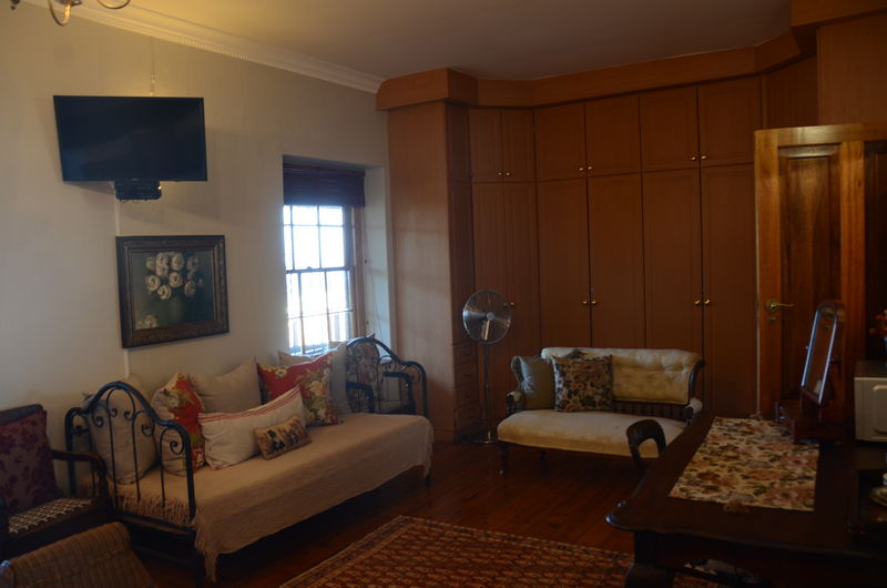 New Stone Manor Guesthouse