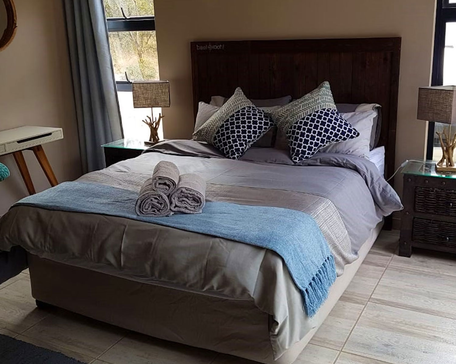 Marloth Park lodge (near Kruger) & Mozambique beachfront retreat