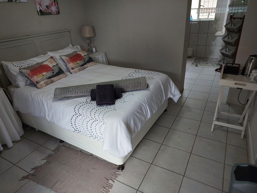 Unique B & B