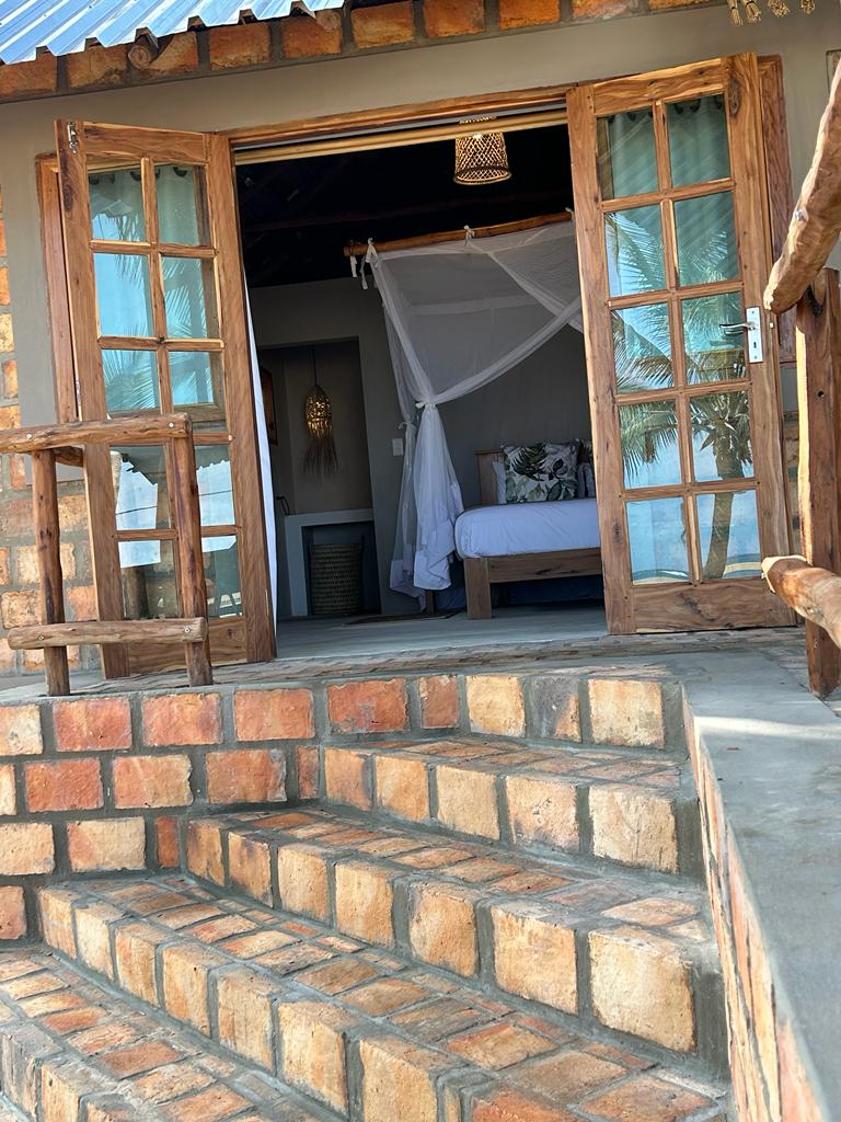 Villa Palmeira Lodge in Miramar 4