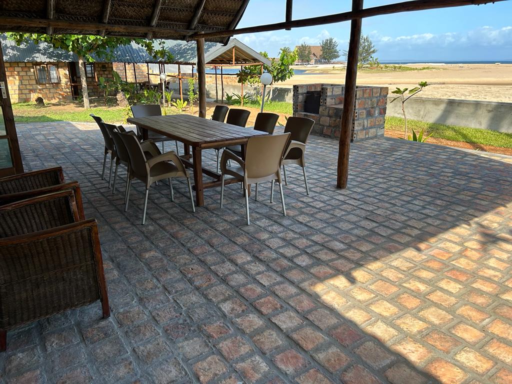 Villa Palmeira Lodge in Miramar 3