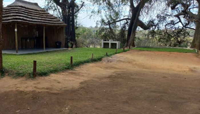 White Sands Lodge & Campsites