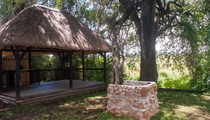 White Sands Lodge & Campsites