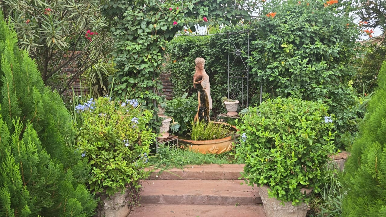 Flower Lane Guesthouse