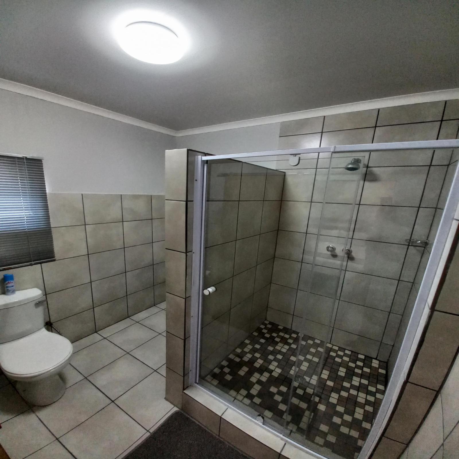 Room 18 — Shower