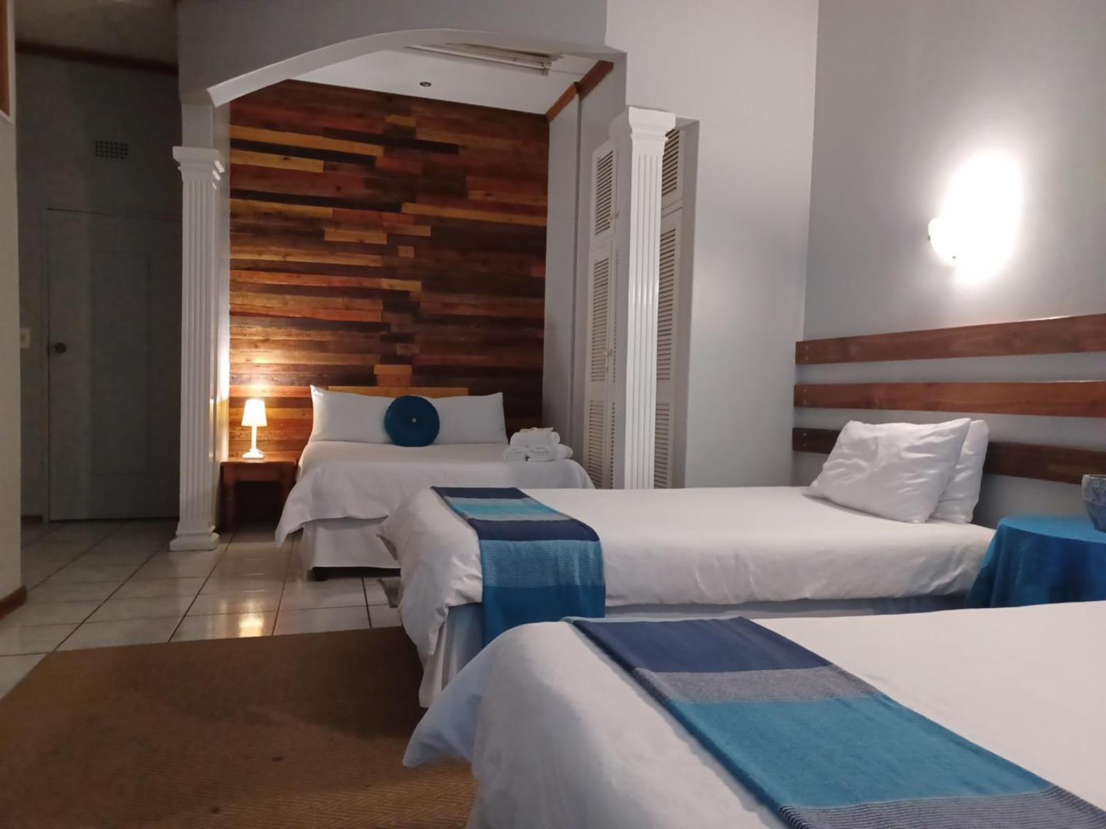 Room 15 — Photo of the whole room