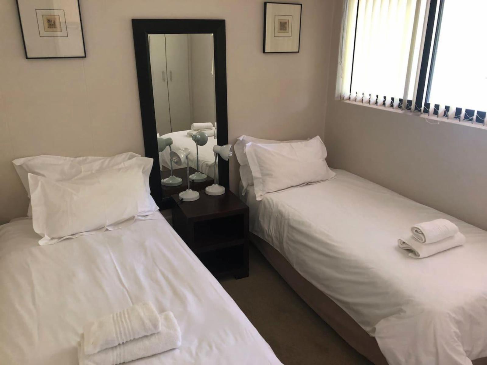 Room 2 — Photo of the whole room