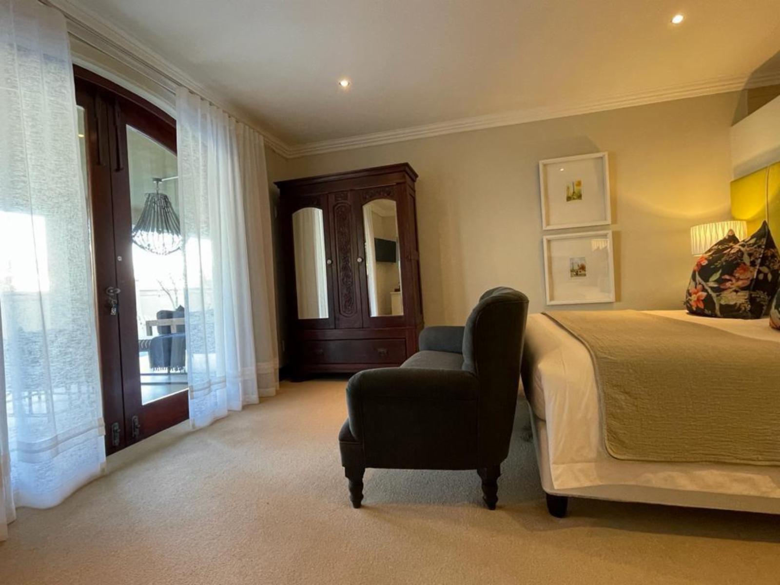 Room 19 — Seating area