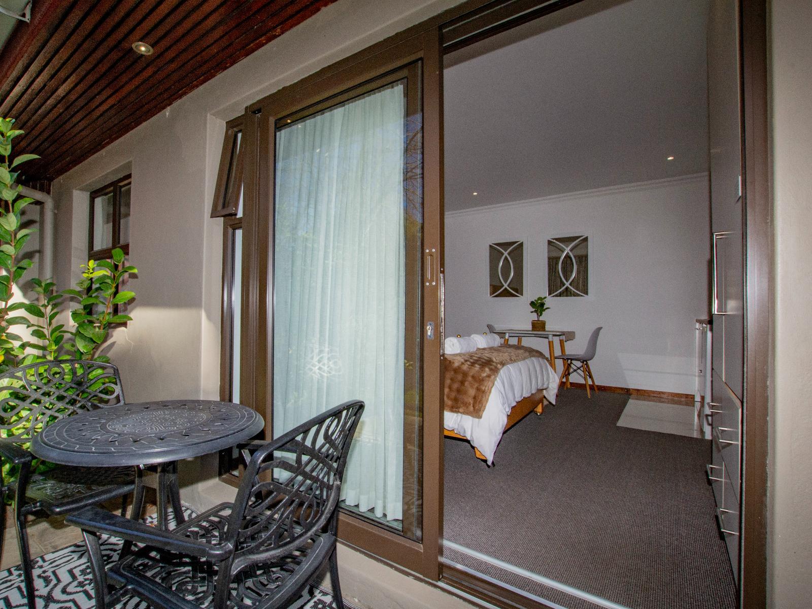 Room 3 — Facade or entrance