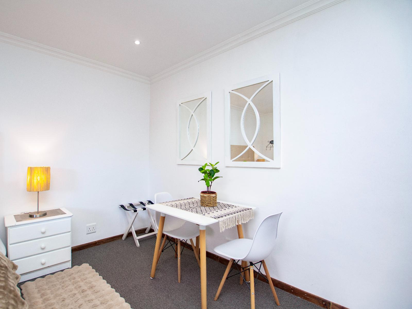 Room 3 — Seating area
