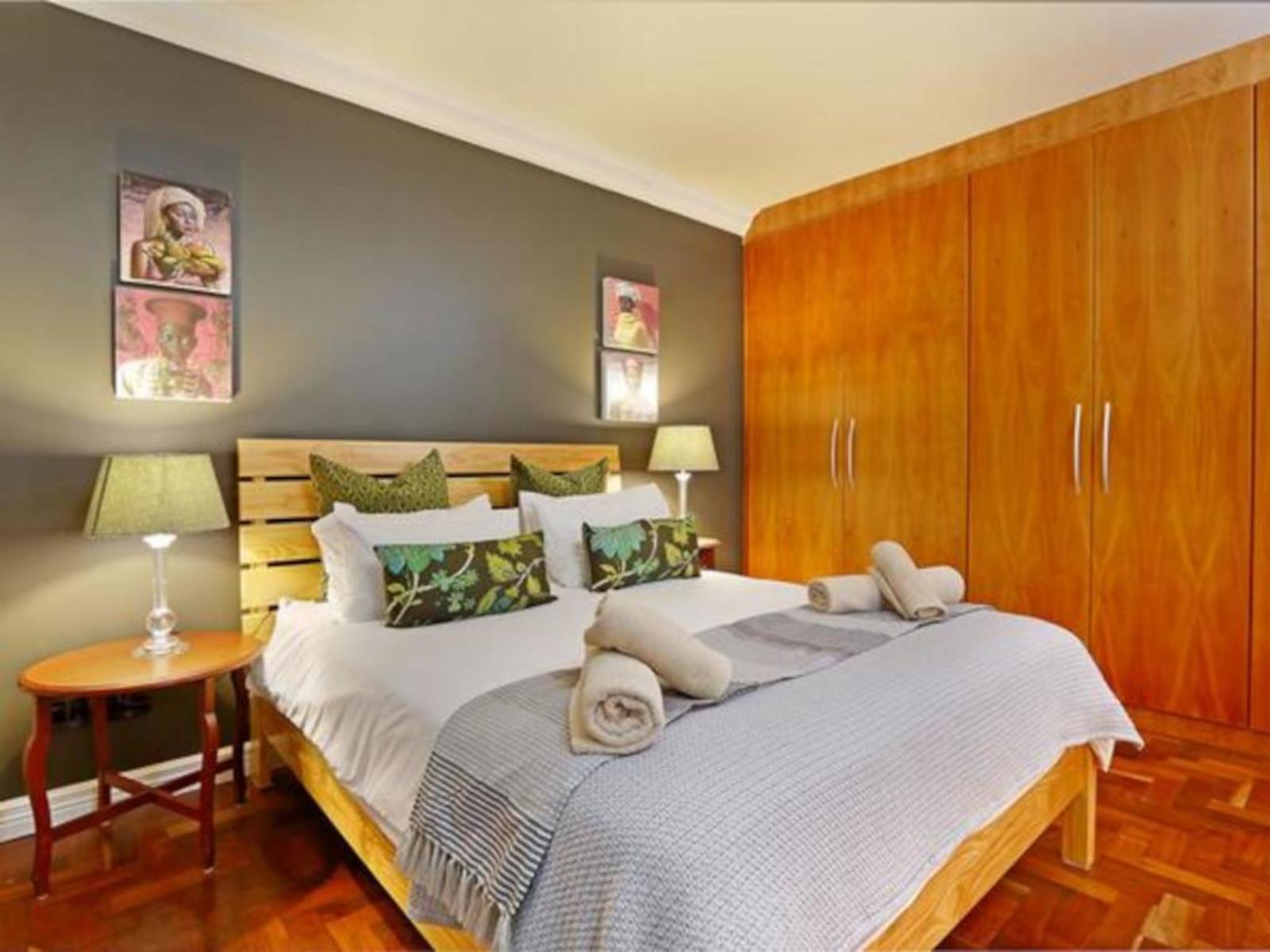 Room 7 — Photo of the whole room