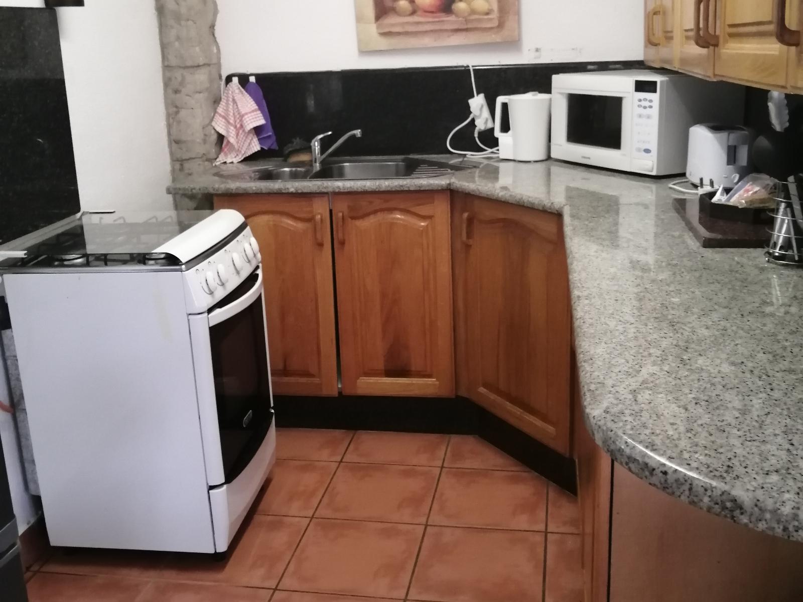 Room 7 — Kitchenette