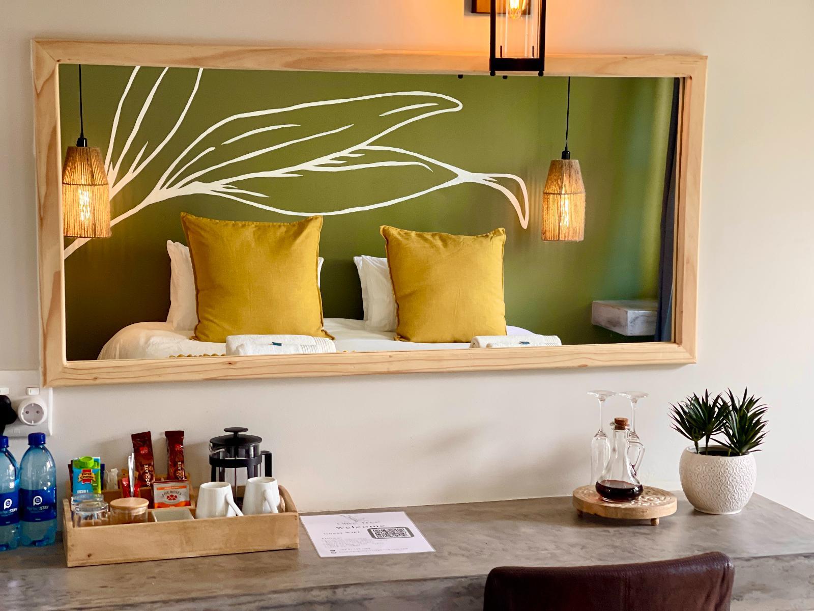 Room 1 — Coffee/tea facilities