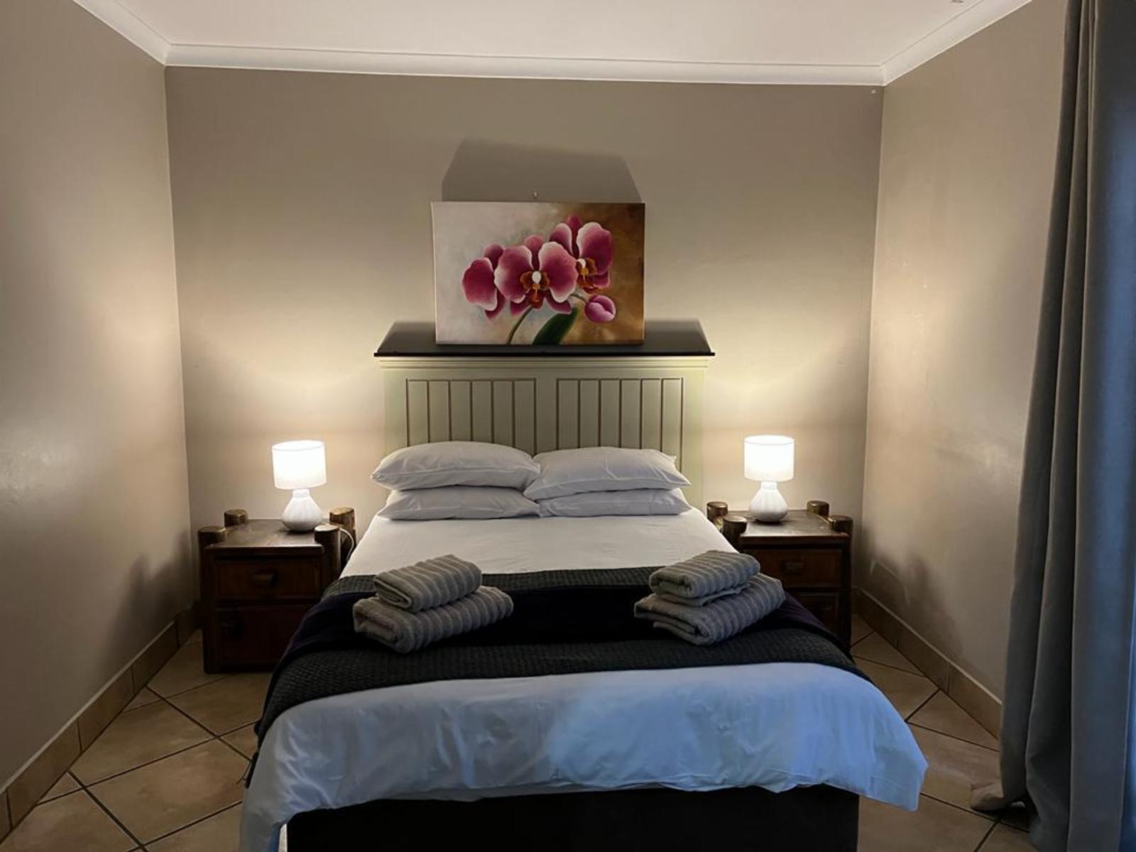 Room 2 — Decorative detail