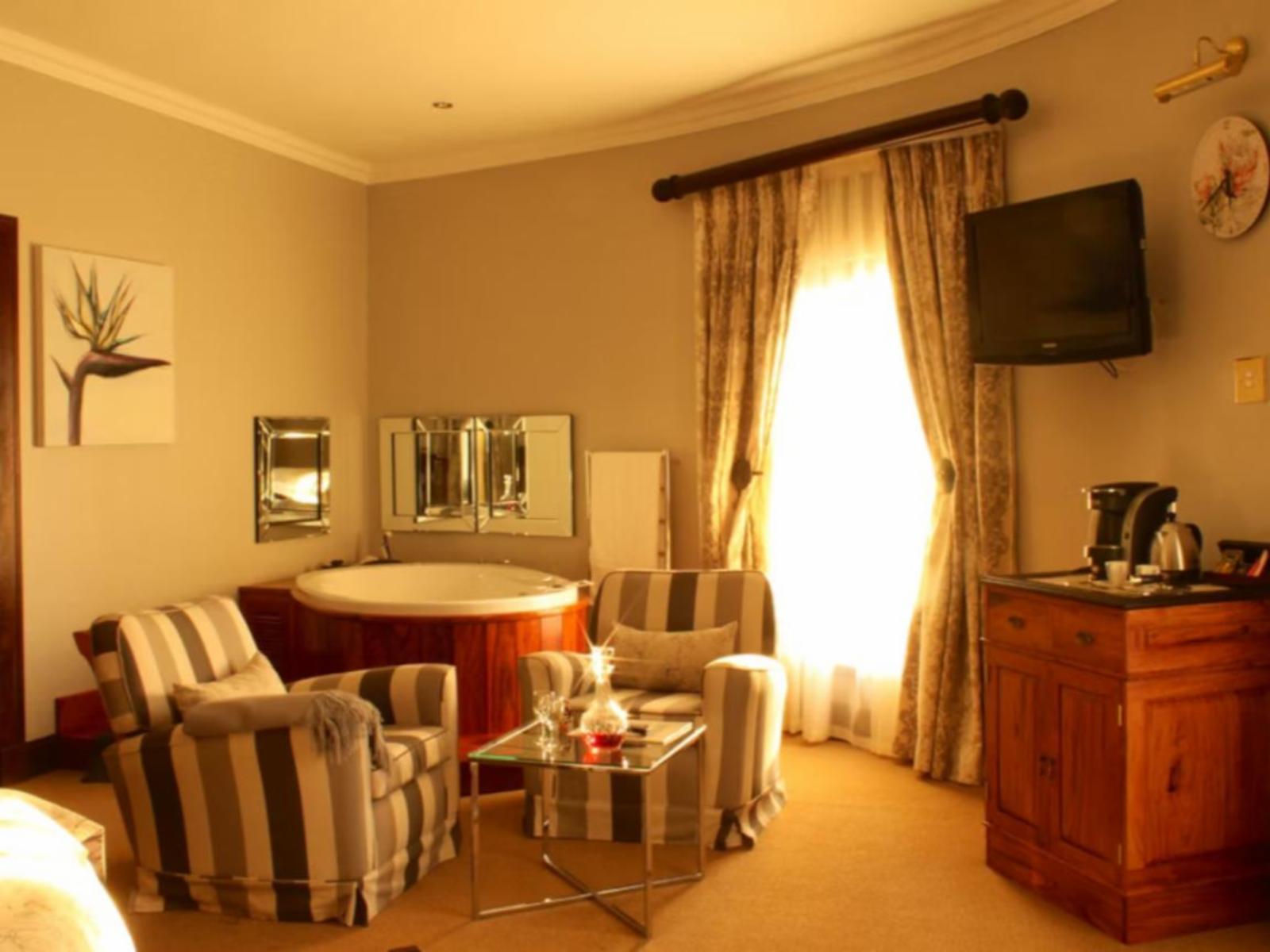 Room 1 — Photo of the whole room