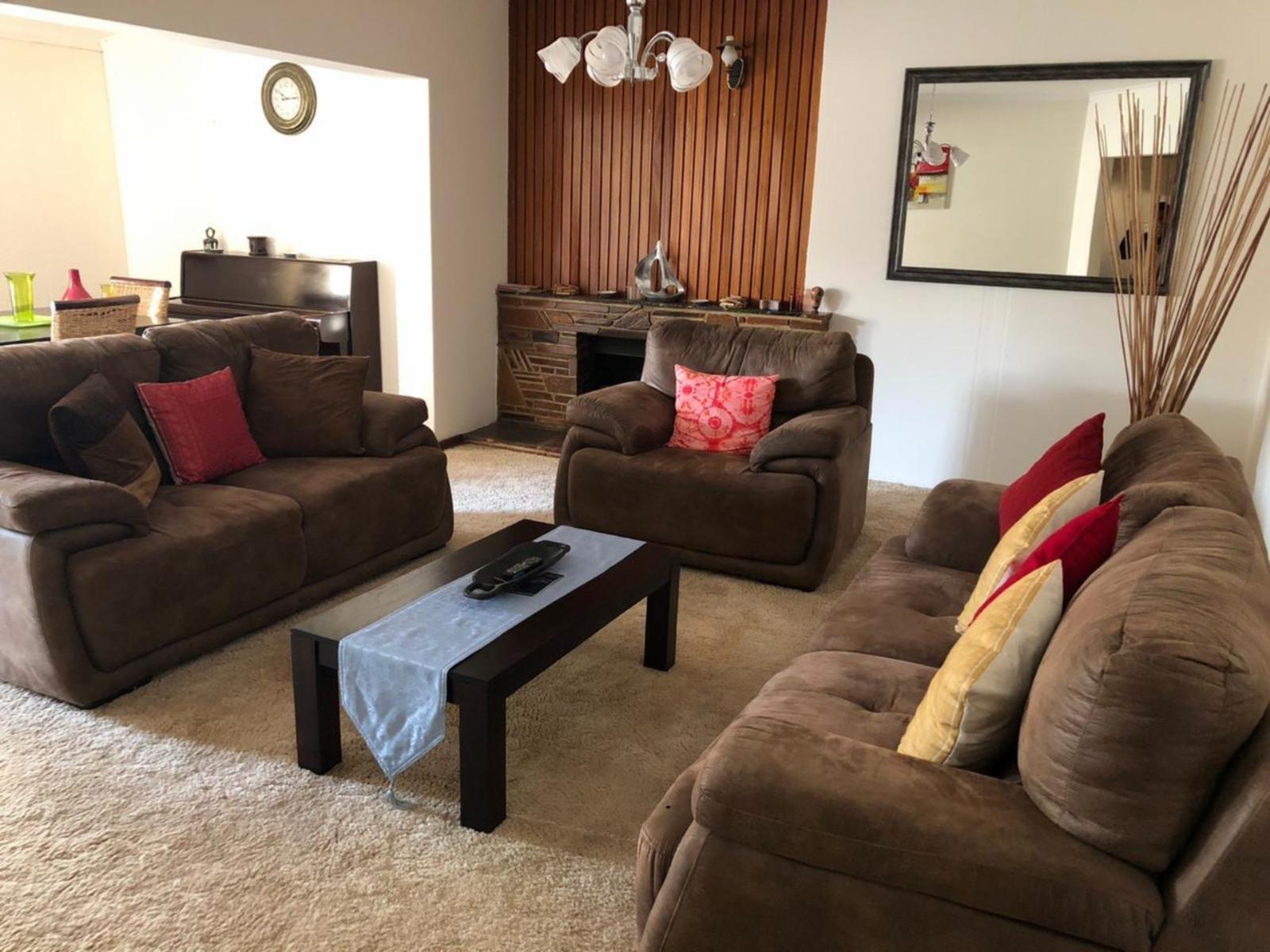 Communal lounge/ TV room