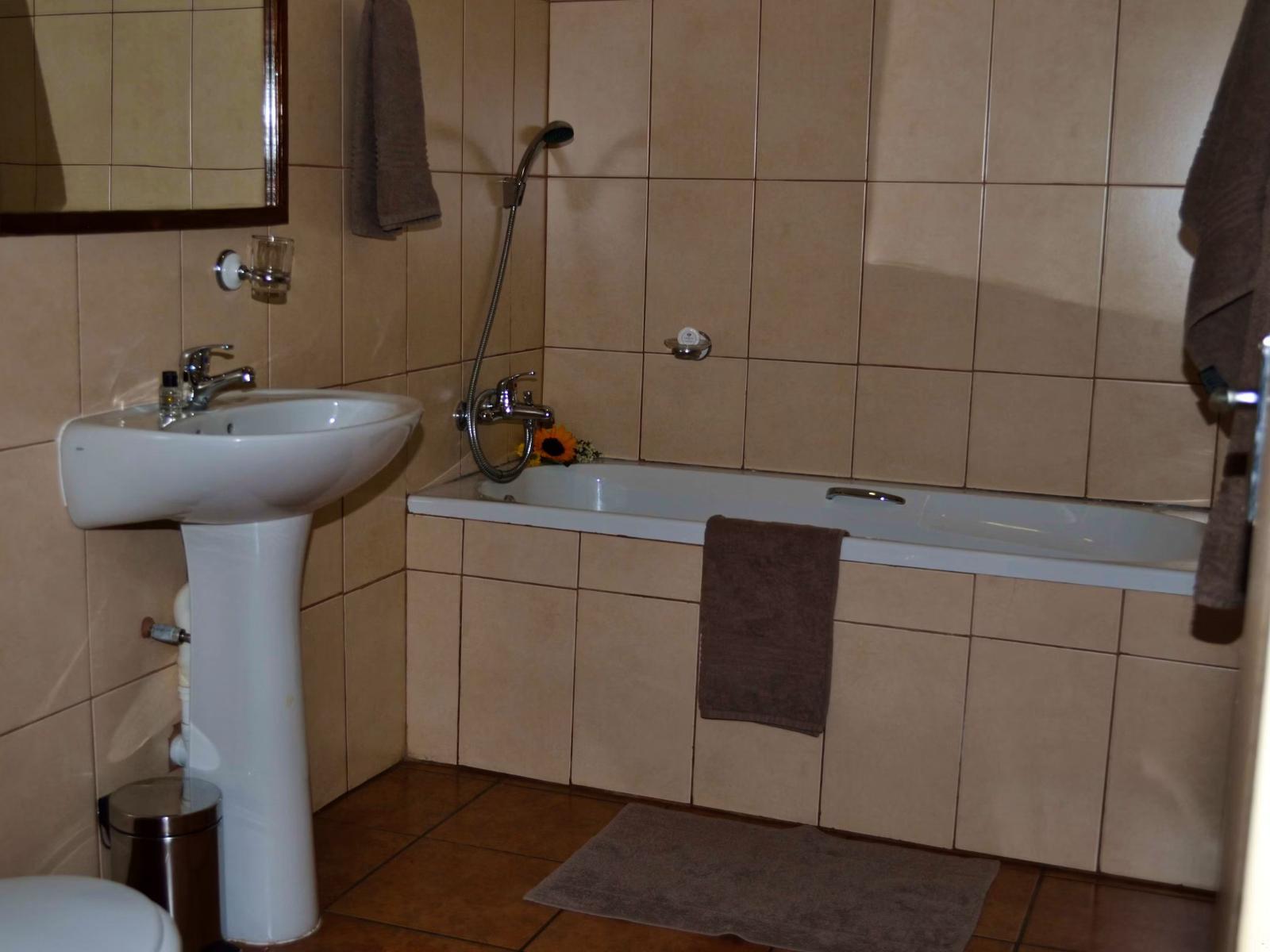 Room 11 — Bathroom