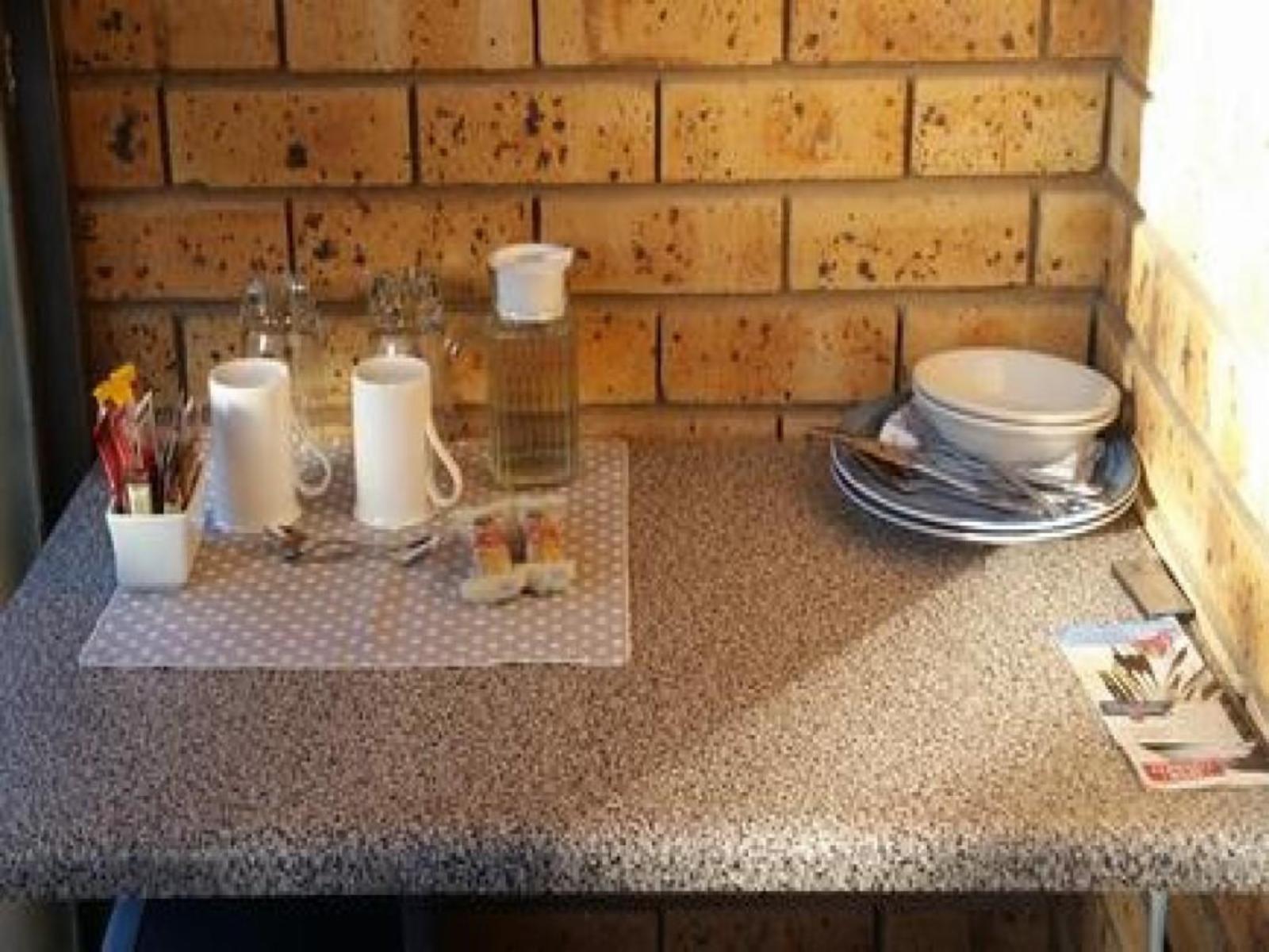 Room 1 — Coffee/tea facilities