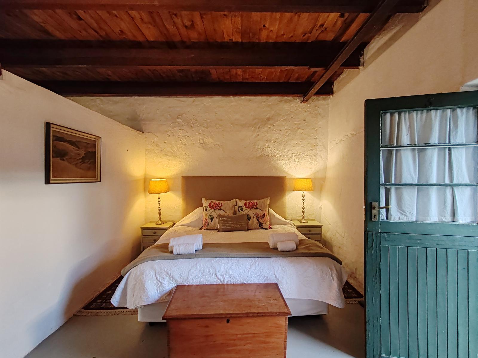 Room 9 — Bed