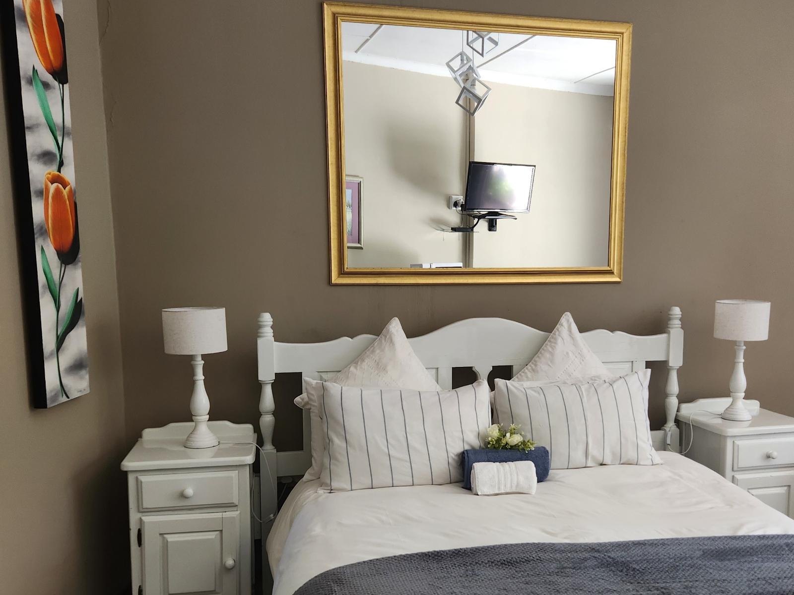 Room 16 — Bed