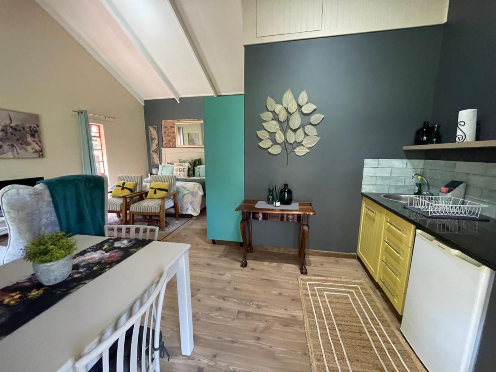 Room 3 — Kitchenette