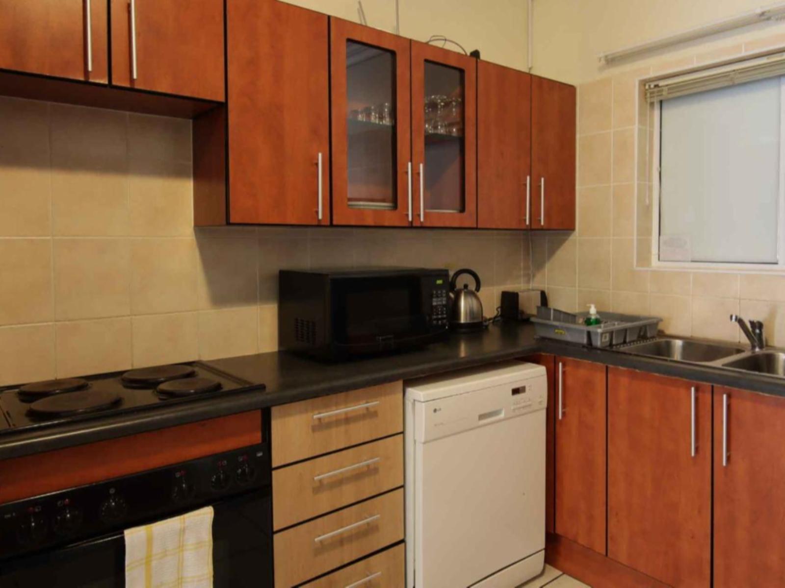 Room 4 — Kitchenette
