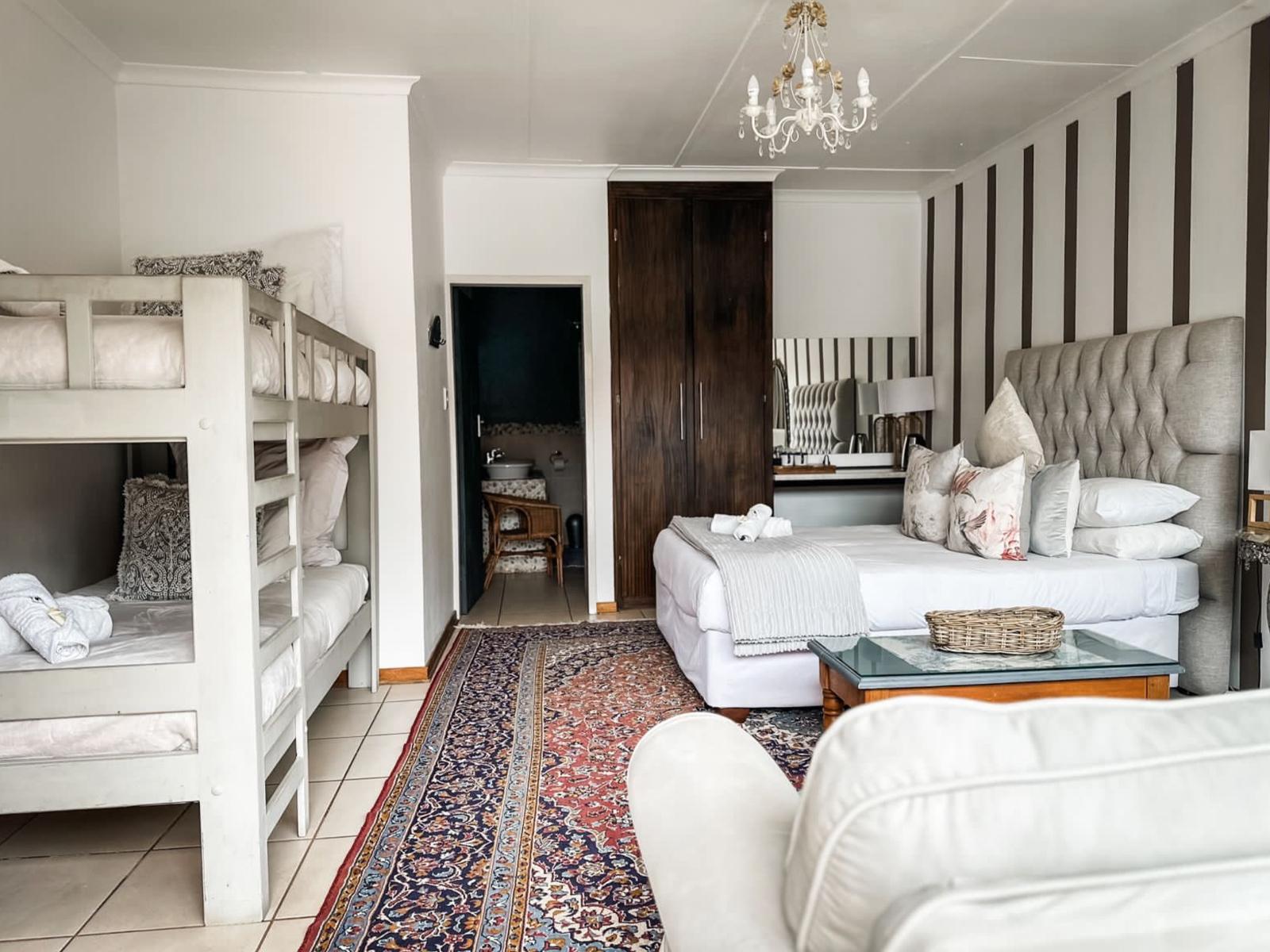 Room 3 — Photo of the whole room