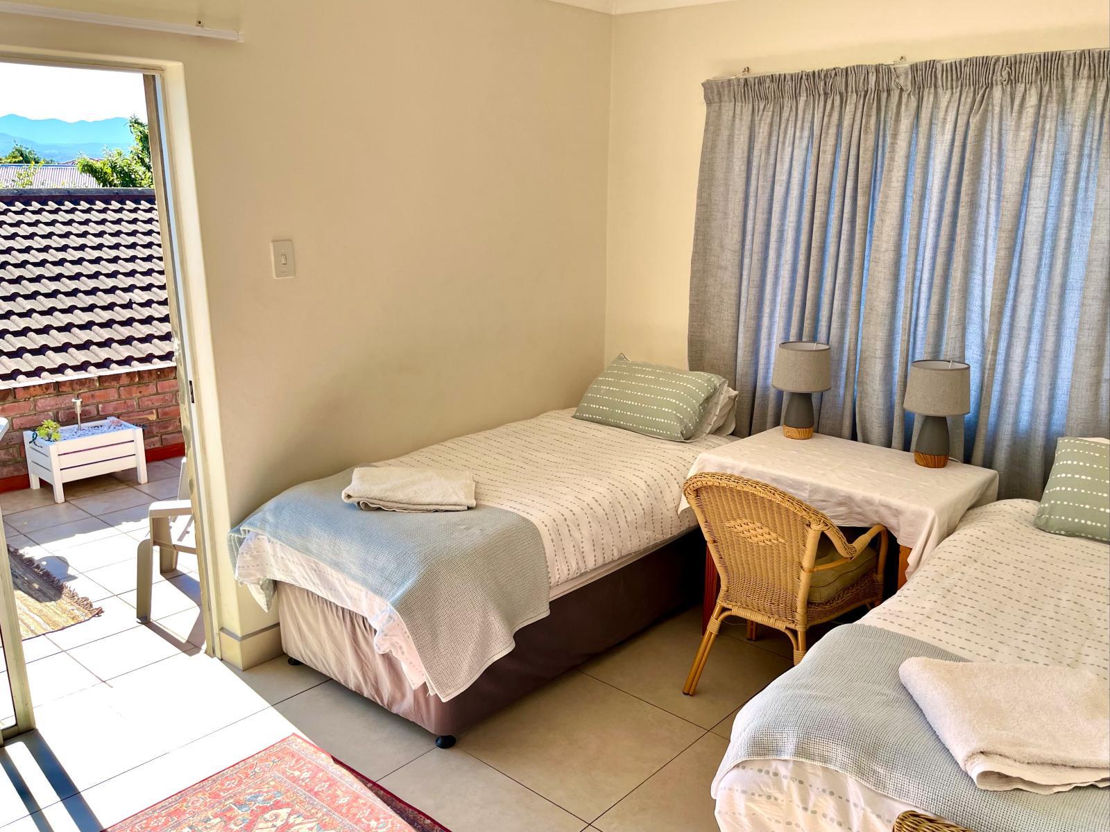 Room 2 — Photo of the whole room