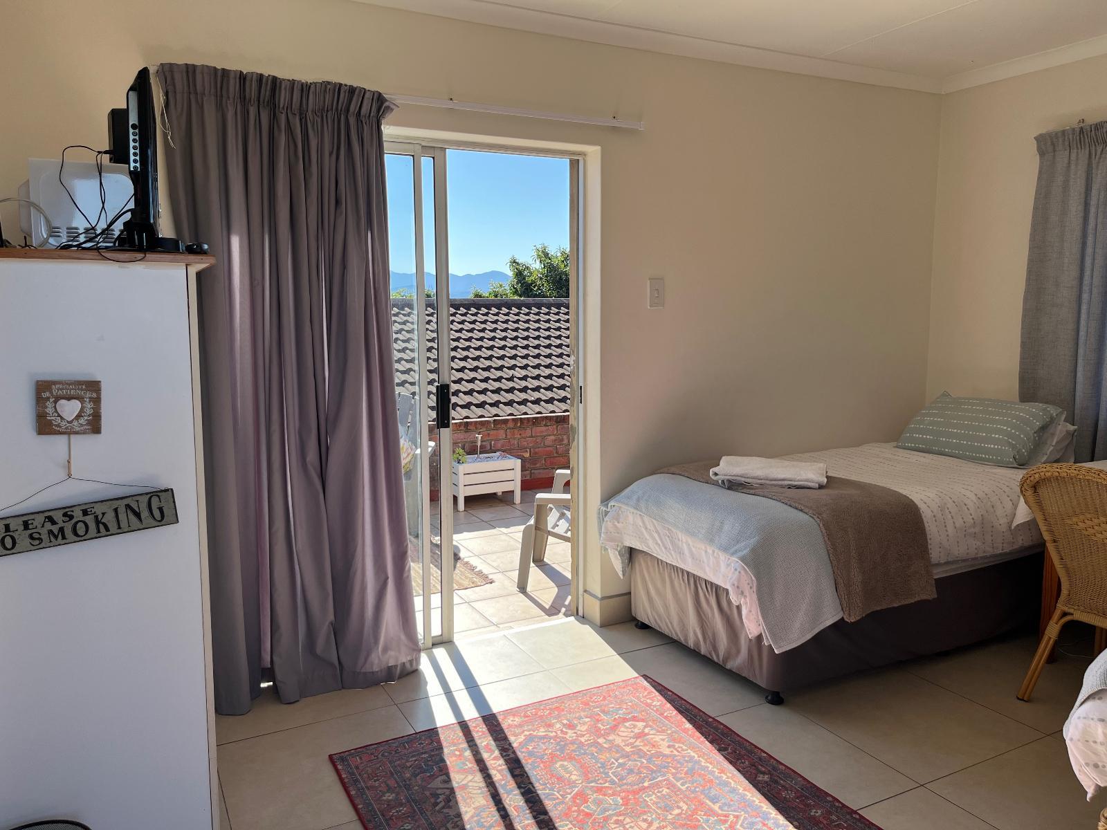 Room 2 — Photo of the whole room