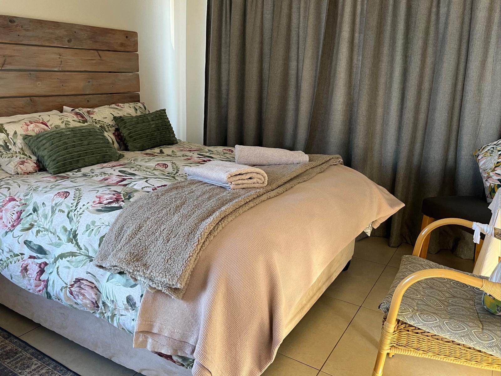 Room 1 — Photo of the whole room