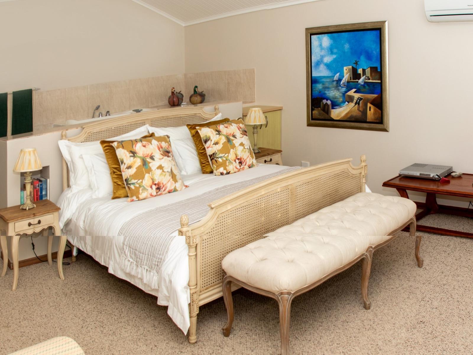 Room 2 — Photo of the whole room