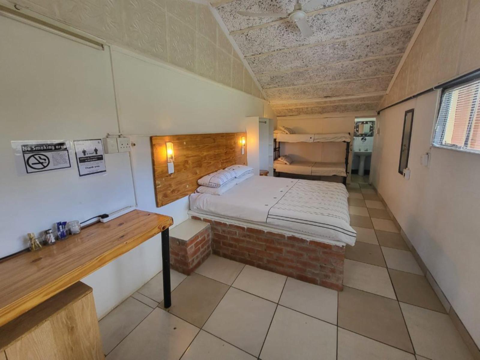 Room 4 — Photo of the whole room