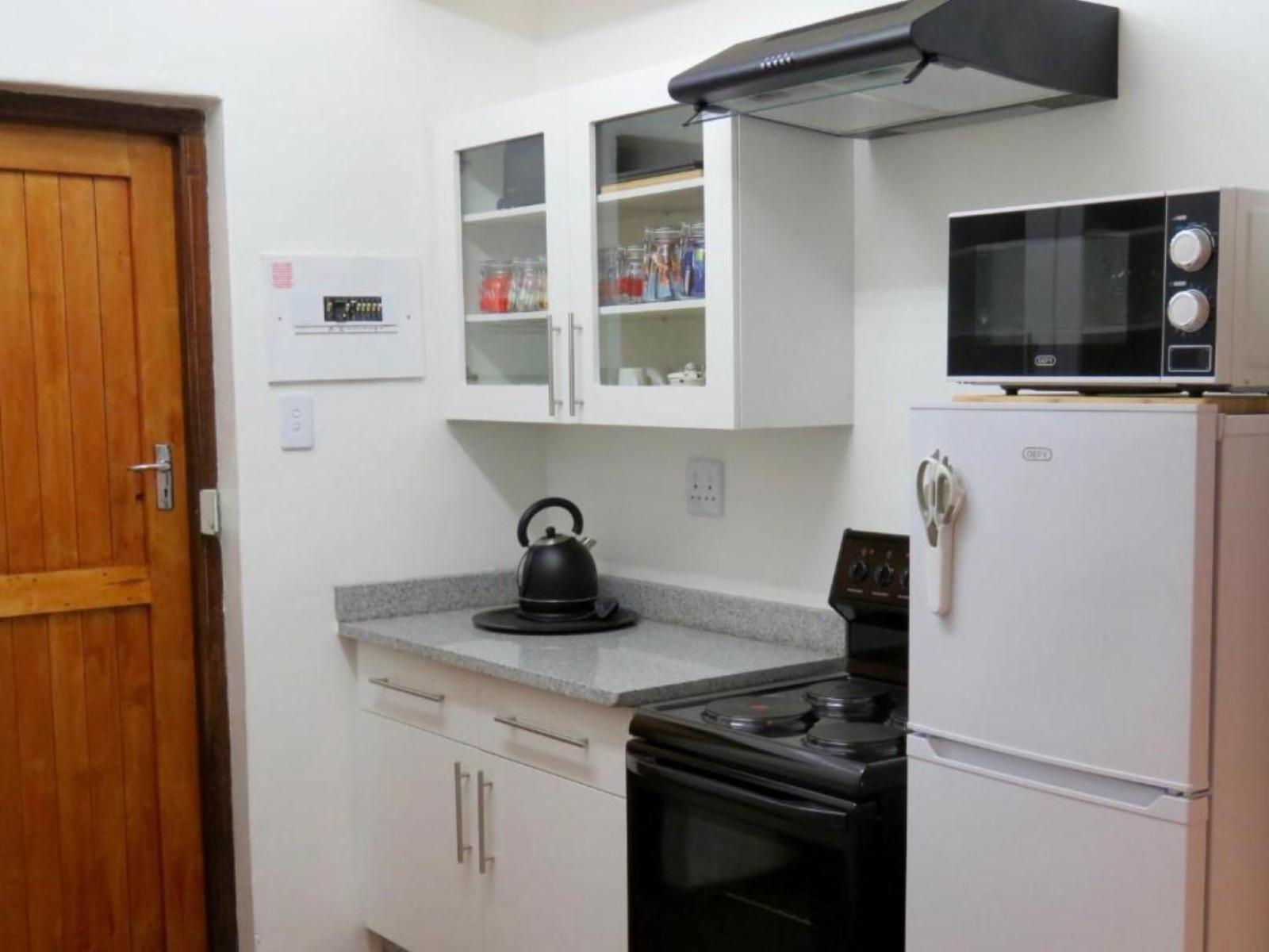 Room 1 — Kitchenette