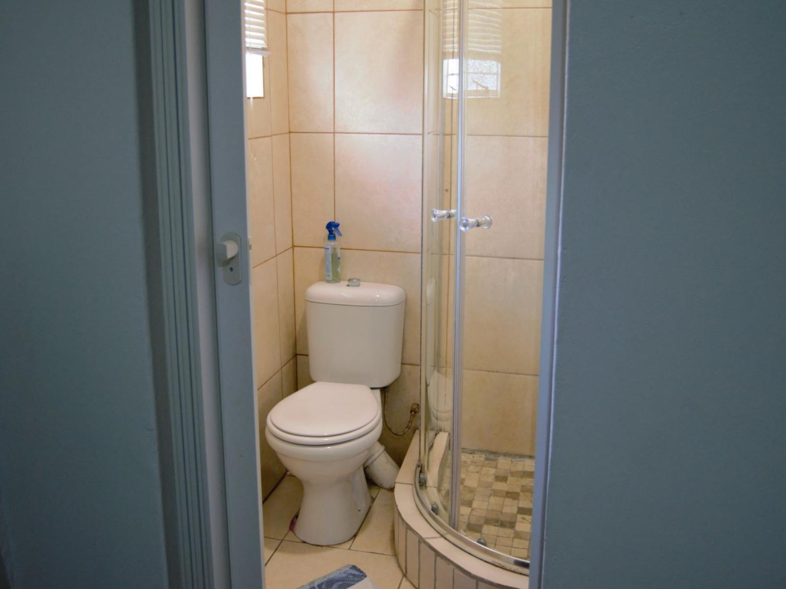 Room 4 — Bathroom