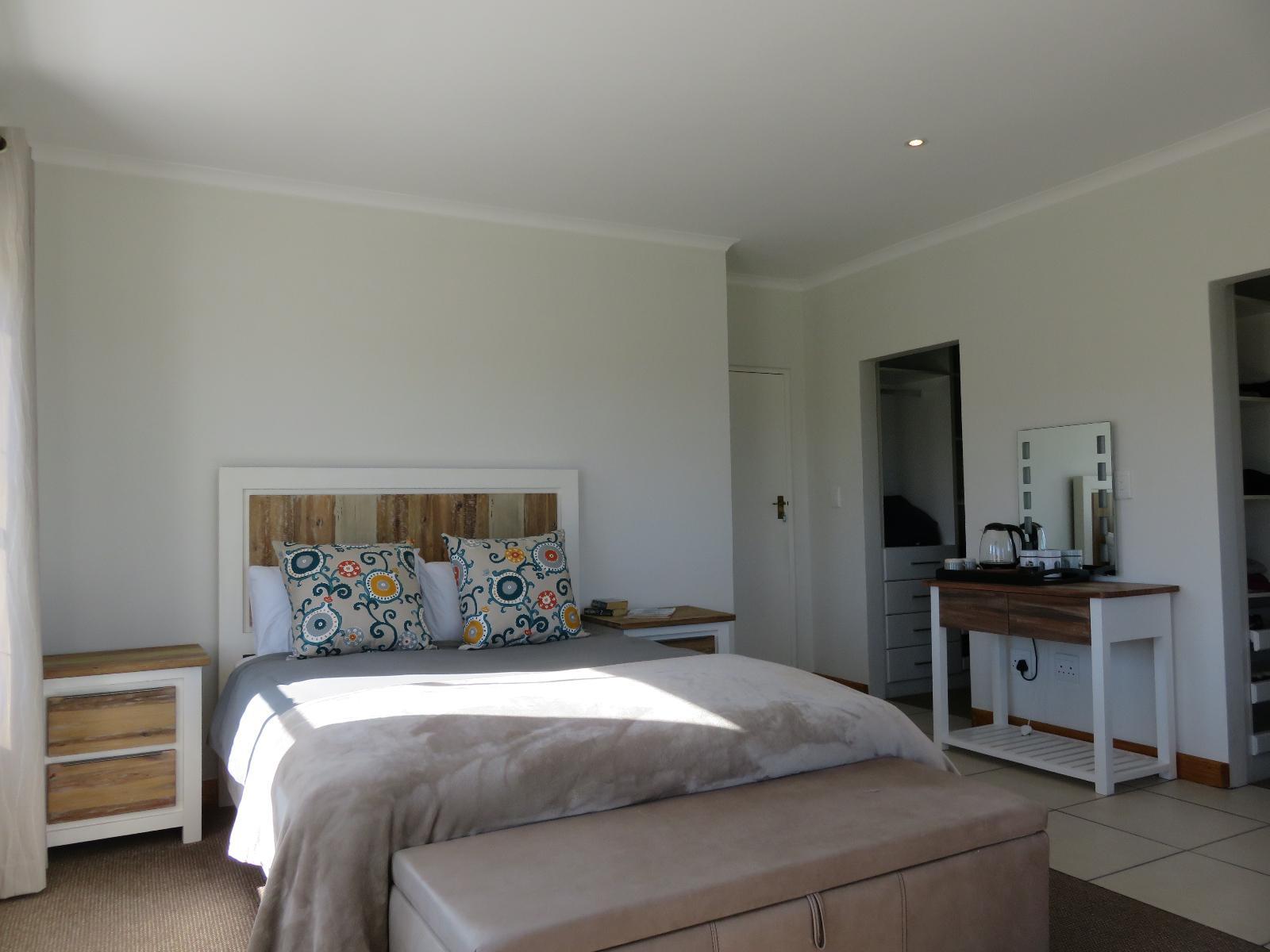 Room 3 — Photo of the whole room
