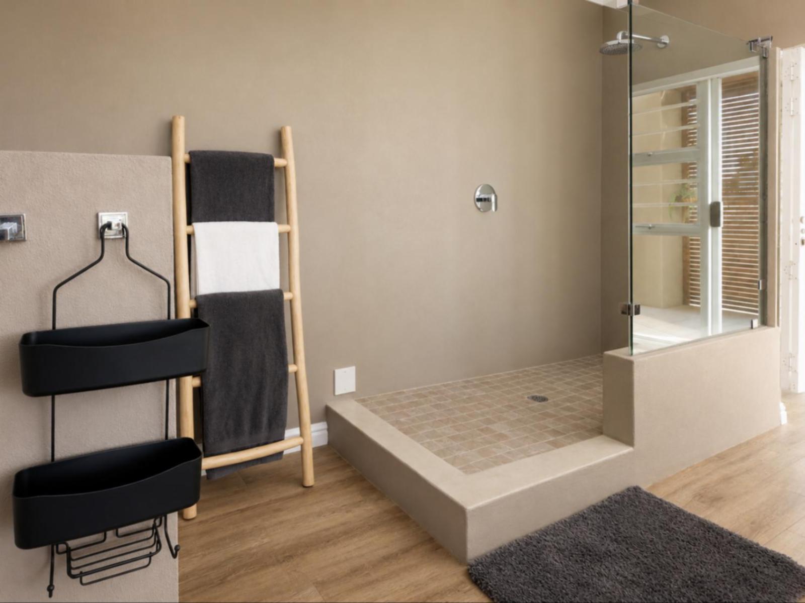 Room 5 — Bathroom
