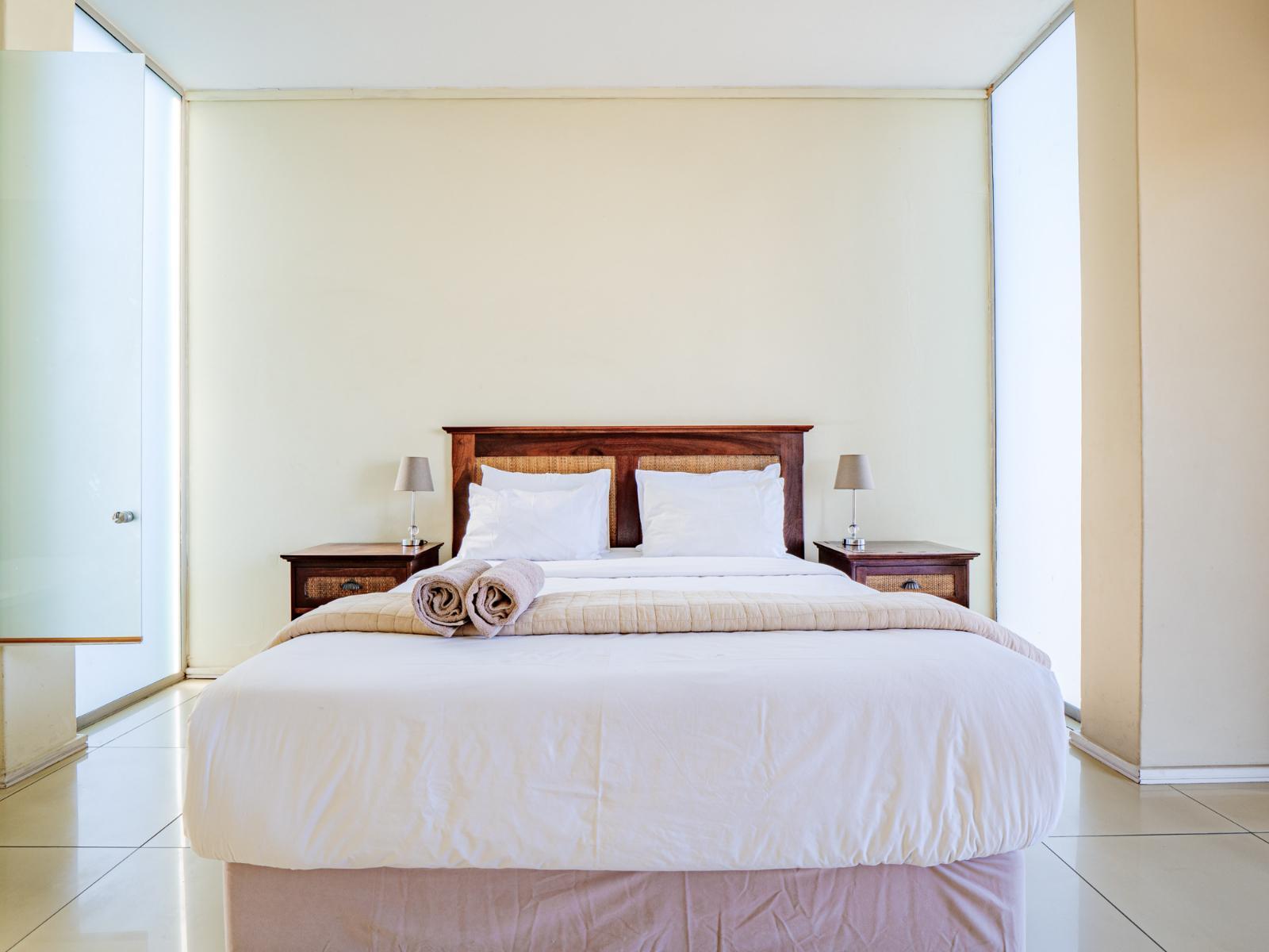 Room 1 — Photo of the whole room