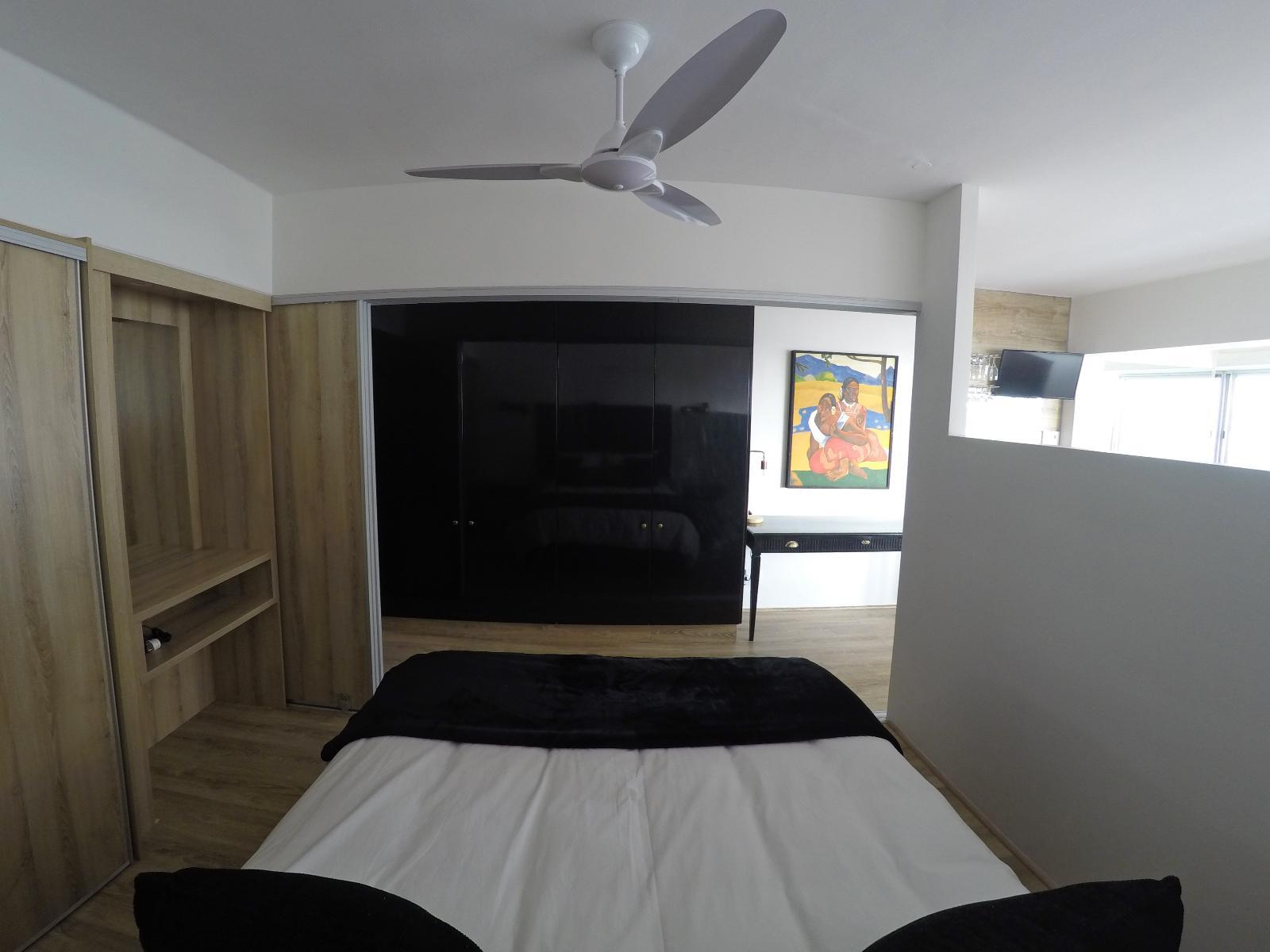 Room 1 — Photo of the whole room