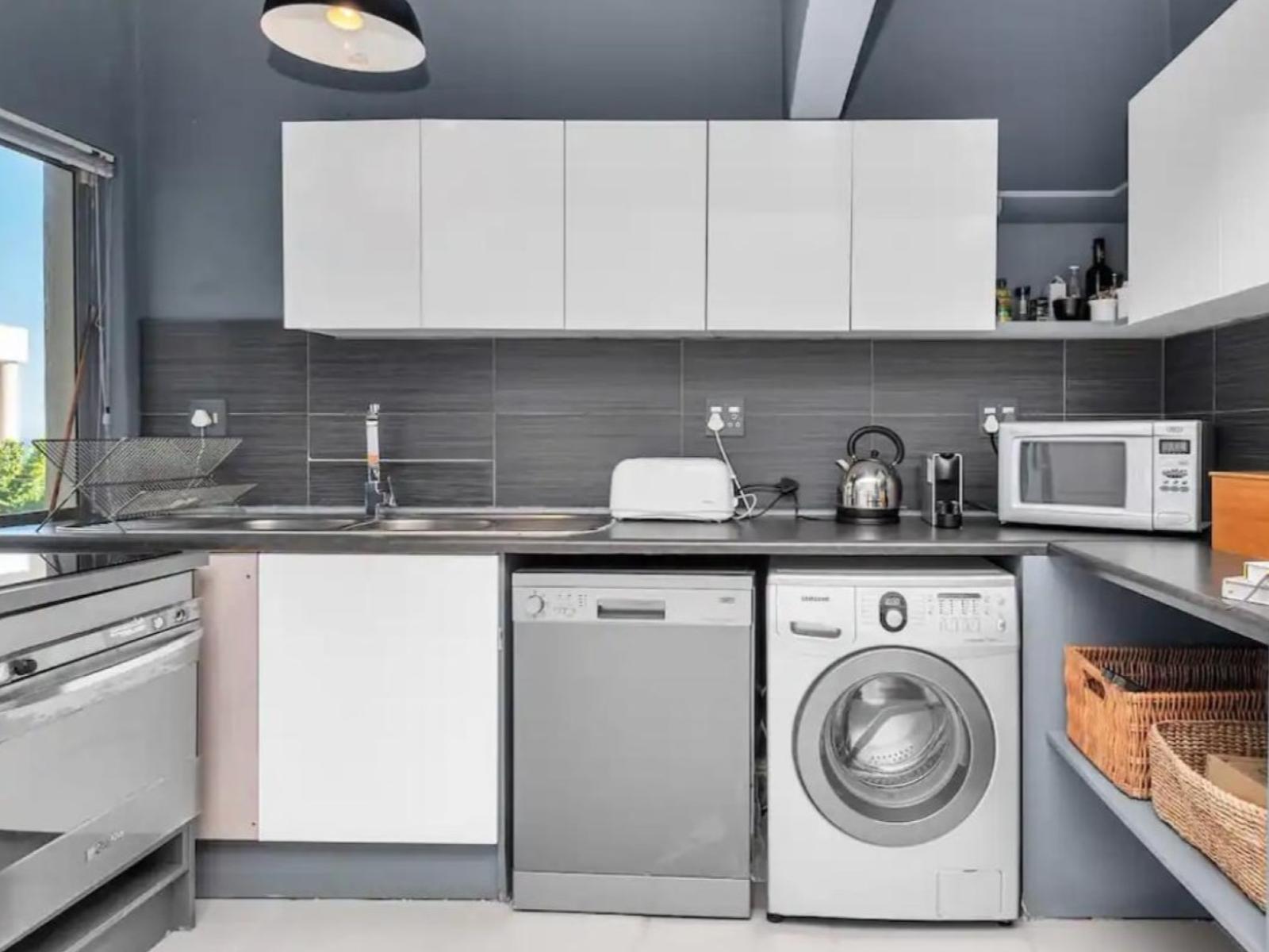 Room 1 — Kitchenette