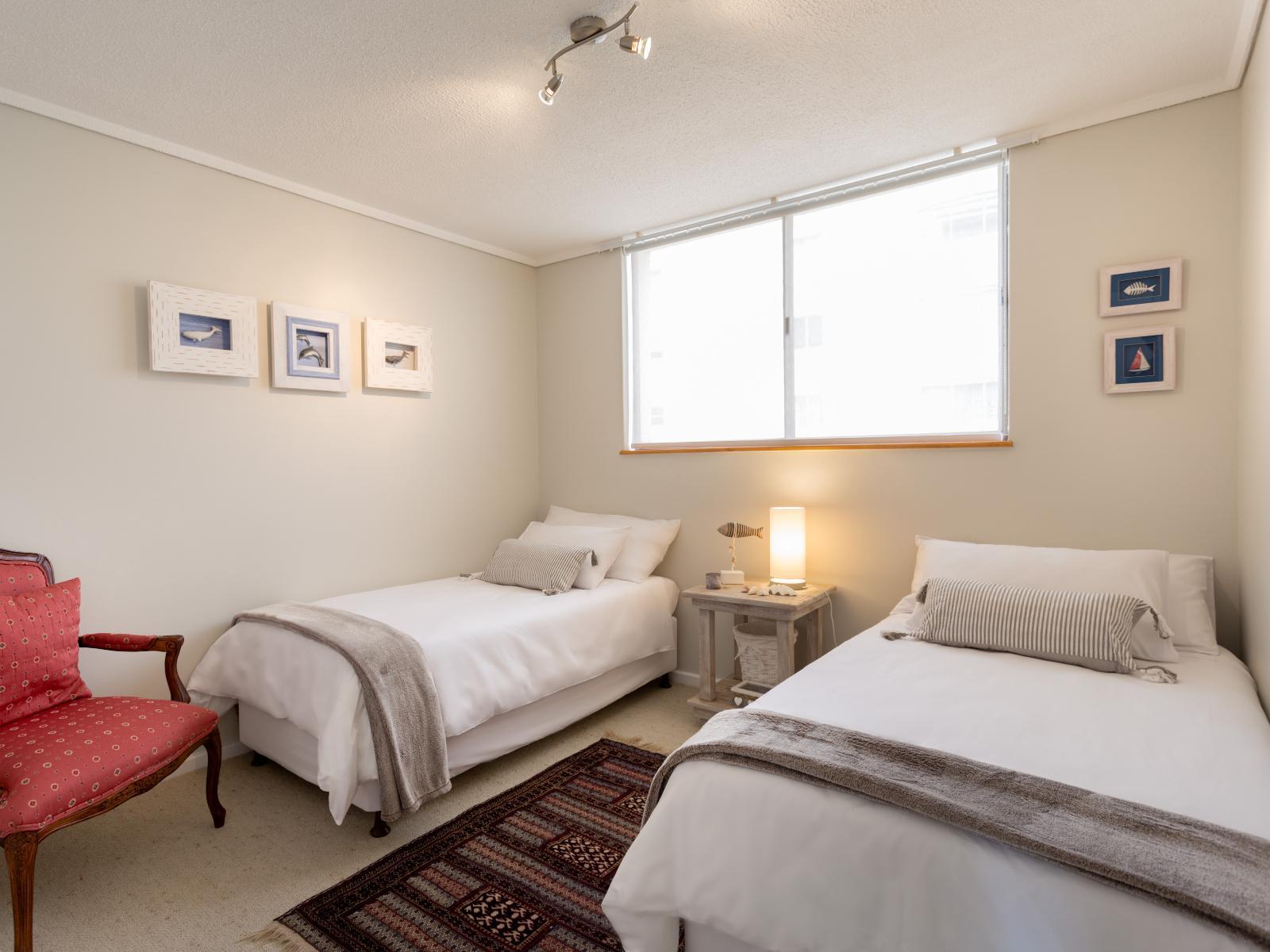 Room 1 — Photo of the whole room