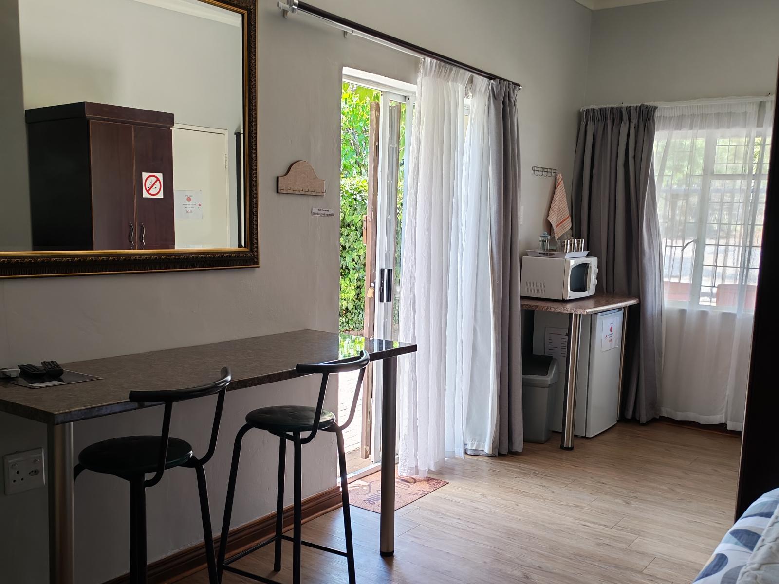 Room 1 — Photo of the whole room