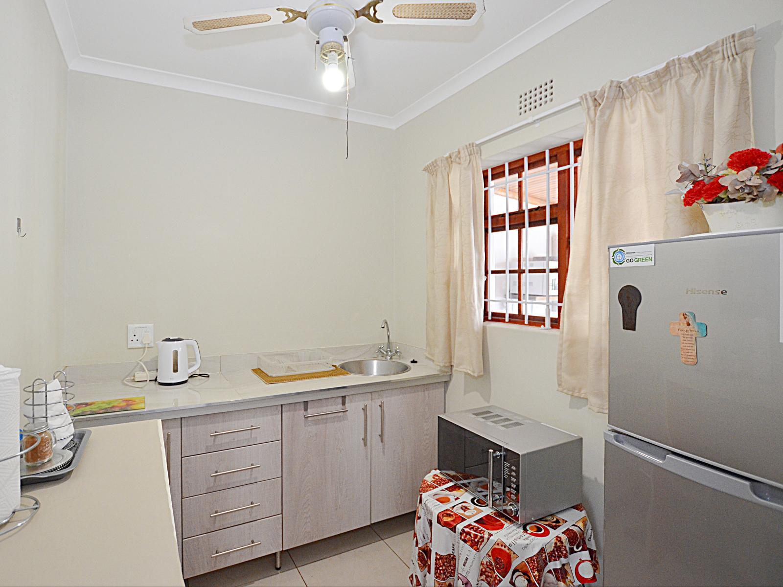 Room 1 — Kitchenette